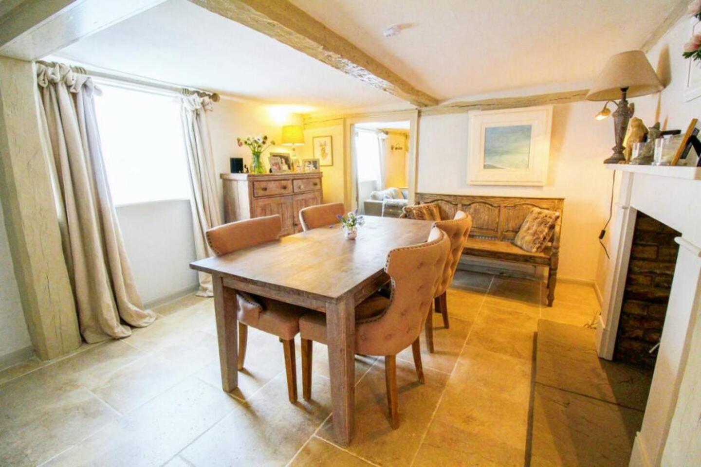 Elegant Oak Beamed House In Pretty Village - Cambridge Homehost Buckden  Extérieur photo