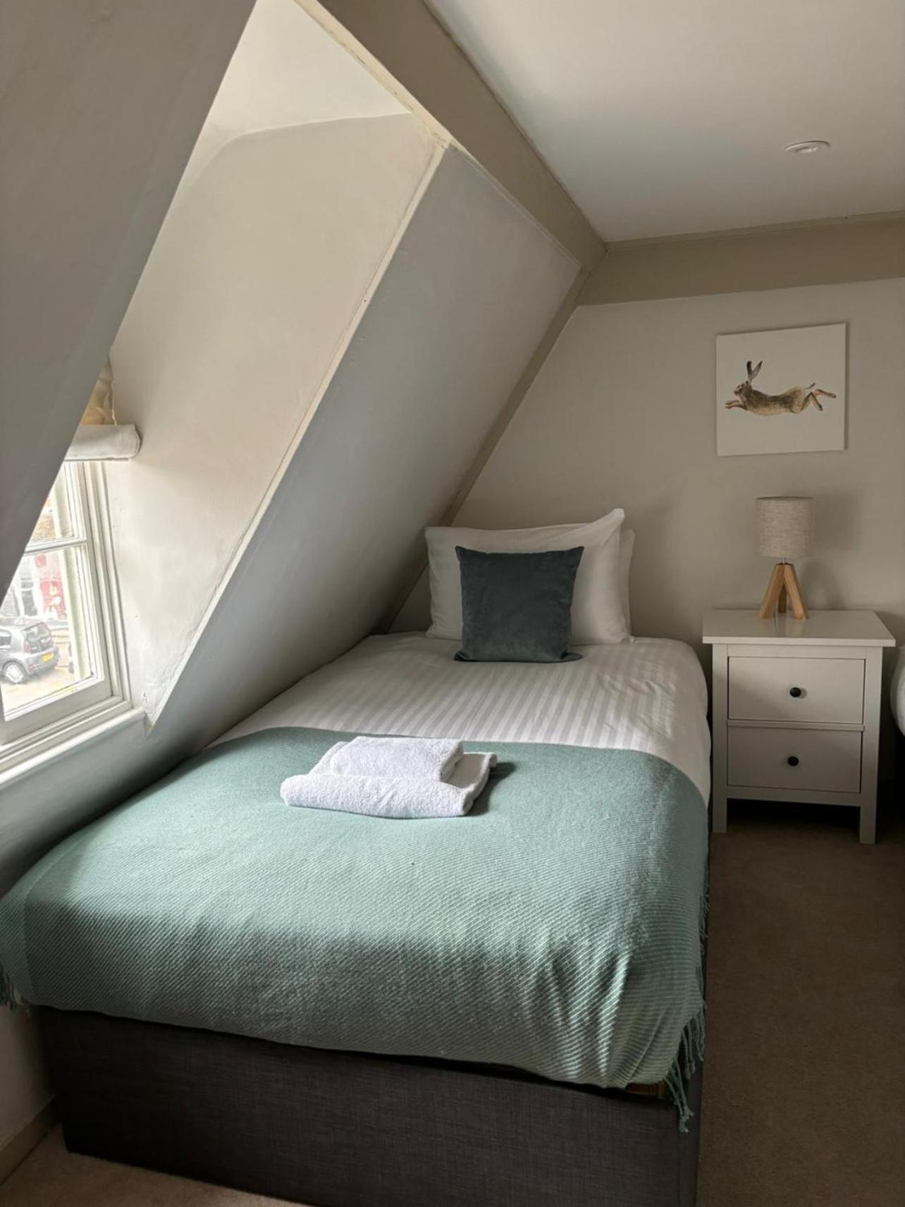 Elegant Oak Beamed House In Pretty Village - Cambridge Homehost Buckden  Extérieur photo